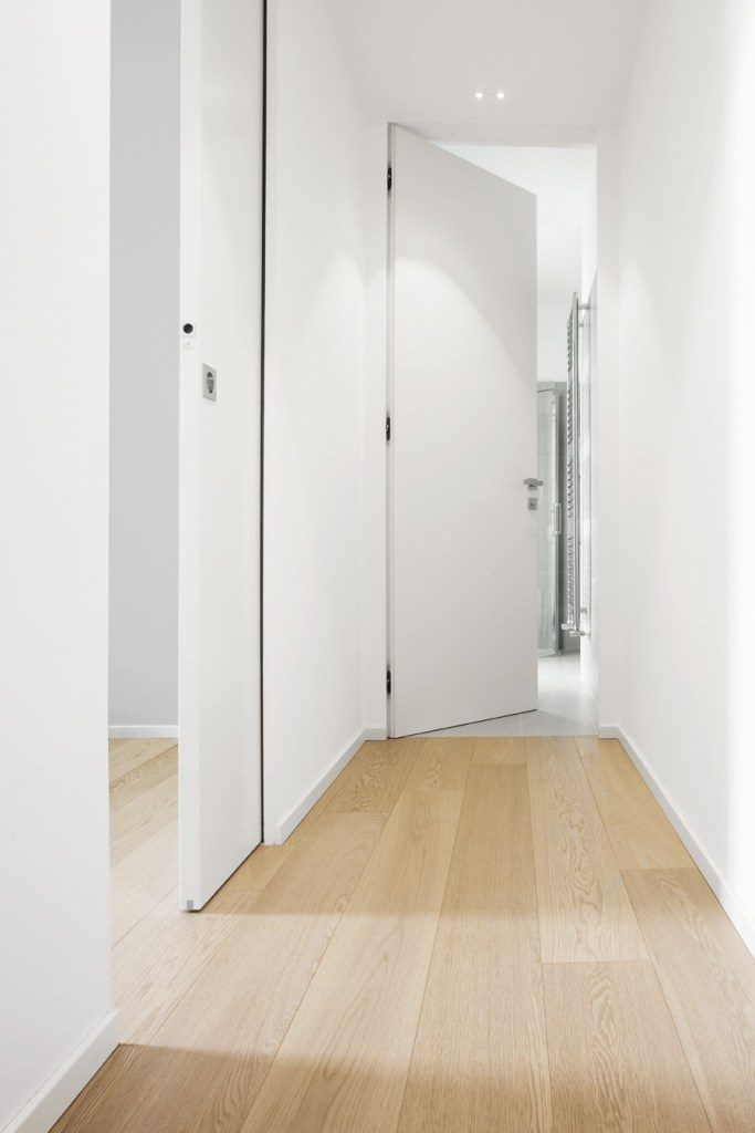 Couloir du logement menant au coin nuit et salle de bain