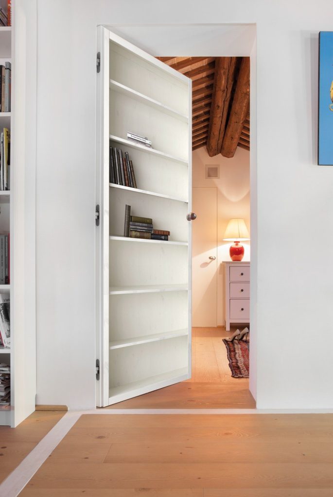 Papier peint trompe l'œil pour porte invisible Syntesis Battant