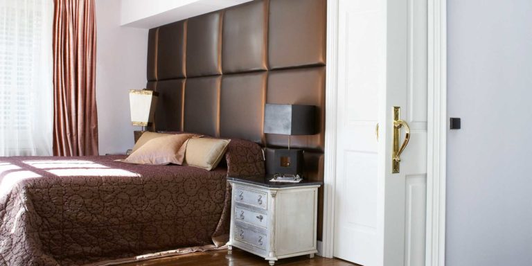 Porte coulissante pour accès simplifier