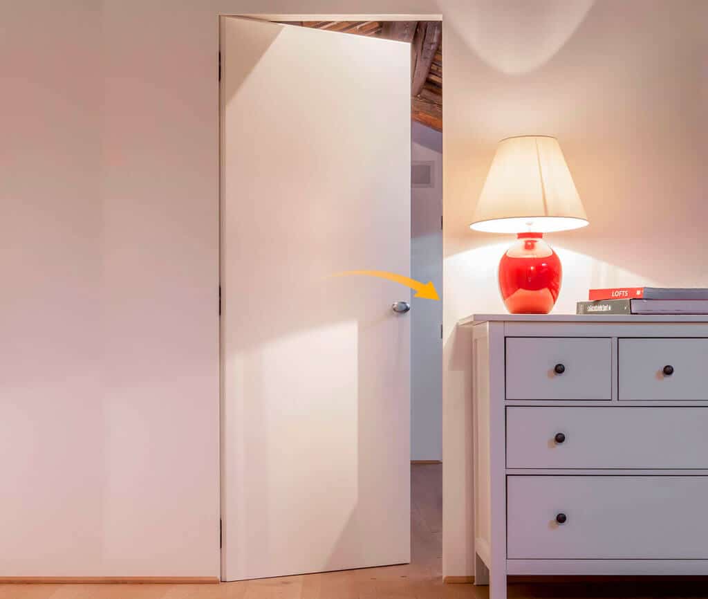 Ferme-porte ECLISSE - ferme automatiquement une porte battante une fois ouverte