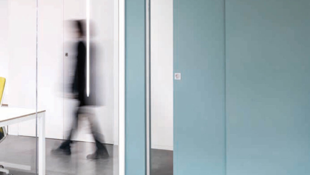 portes brutes avec apprêt de la gamme ECLISSE
