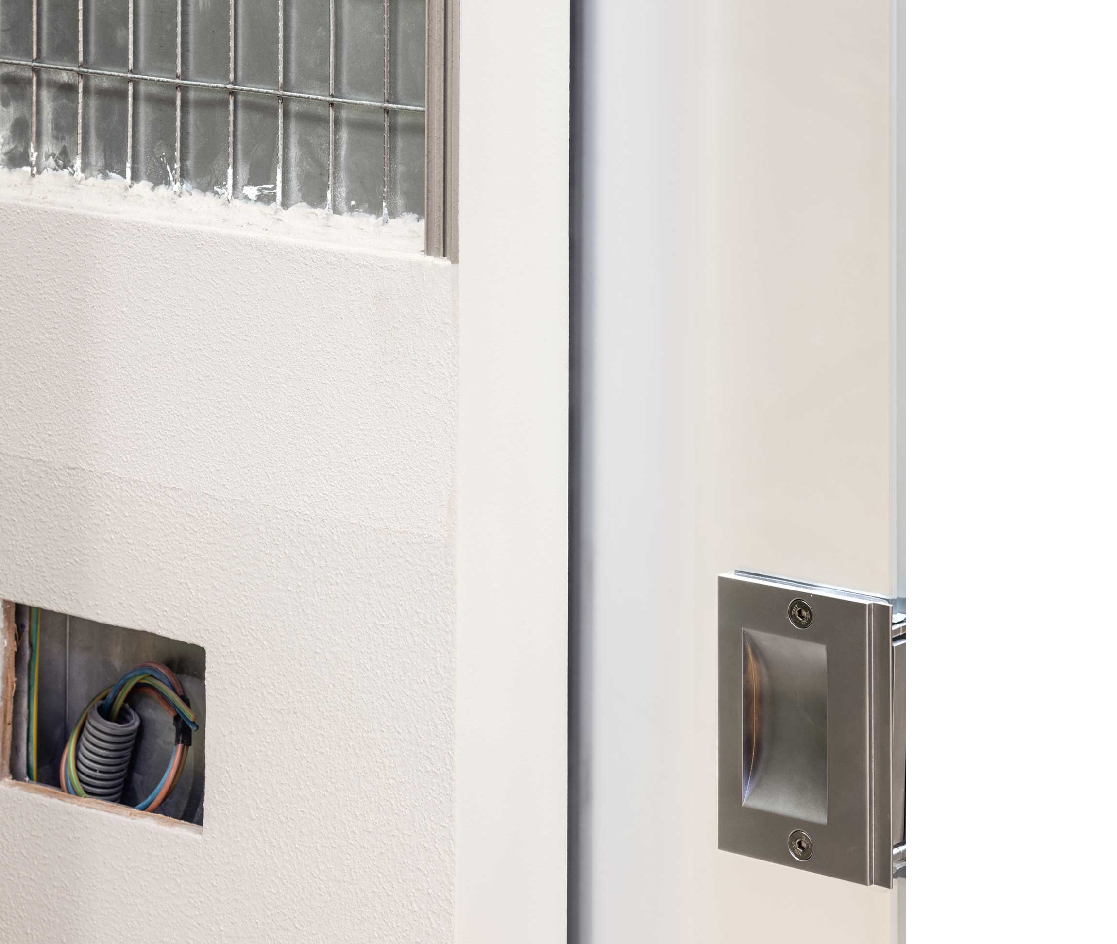 Nouveaux profils enduits pour la collection Syntesis ECLISSE, facilite l'installation, gain de temps sur vos chantiers